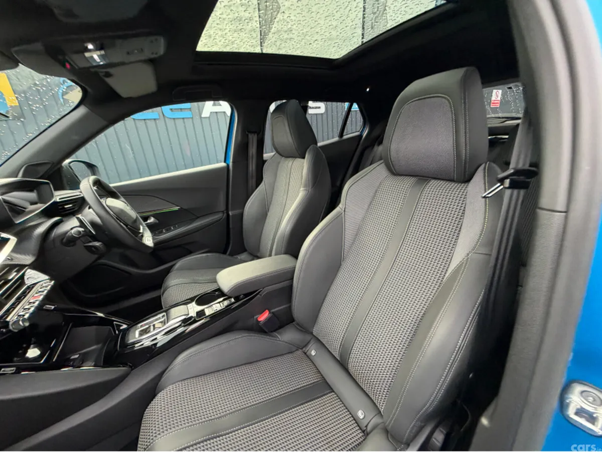 Peugeot 2008 SUV, Petrol, 2023, Blue