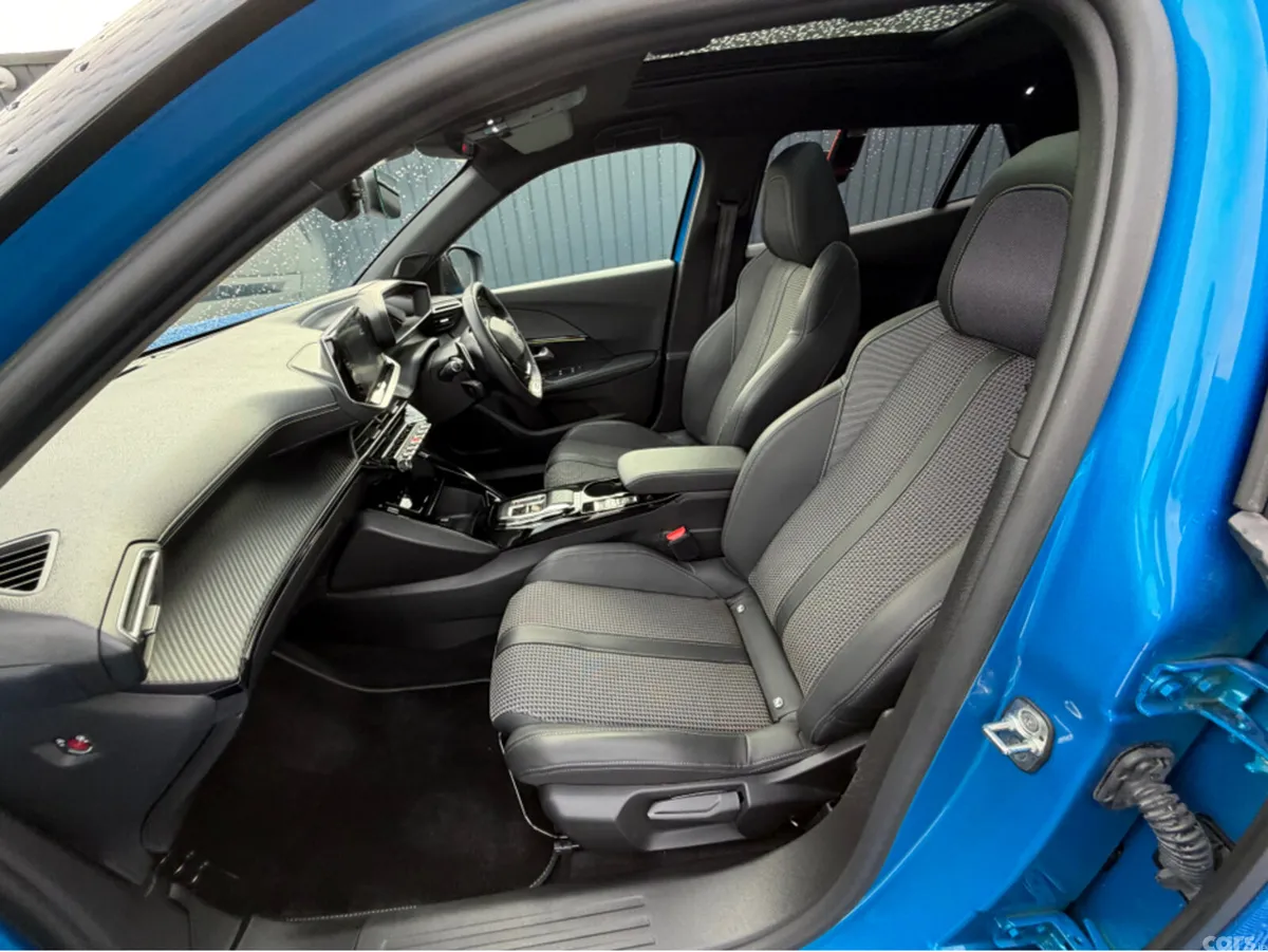Peugeot 2008 SUV, Petrol, 2023, Blue
