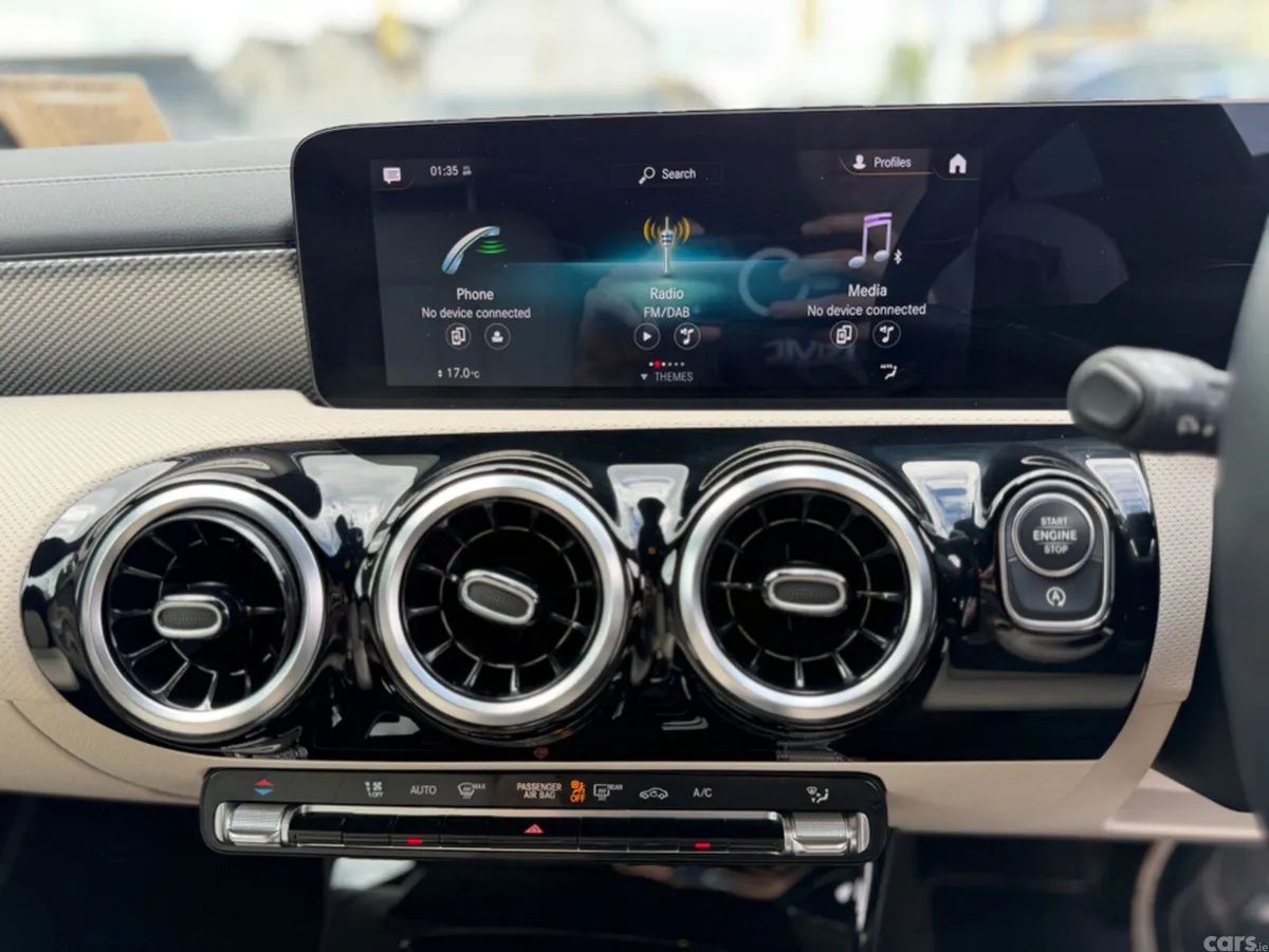 Mercedes-Benz CLA Saloon, Petrol, 2022, Blue