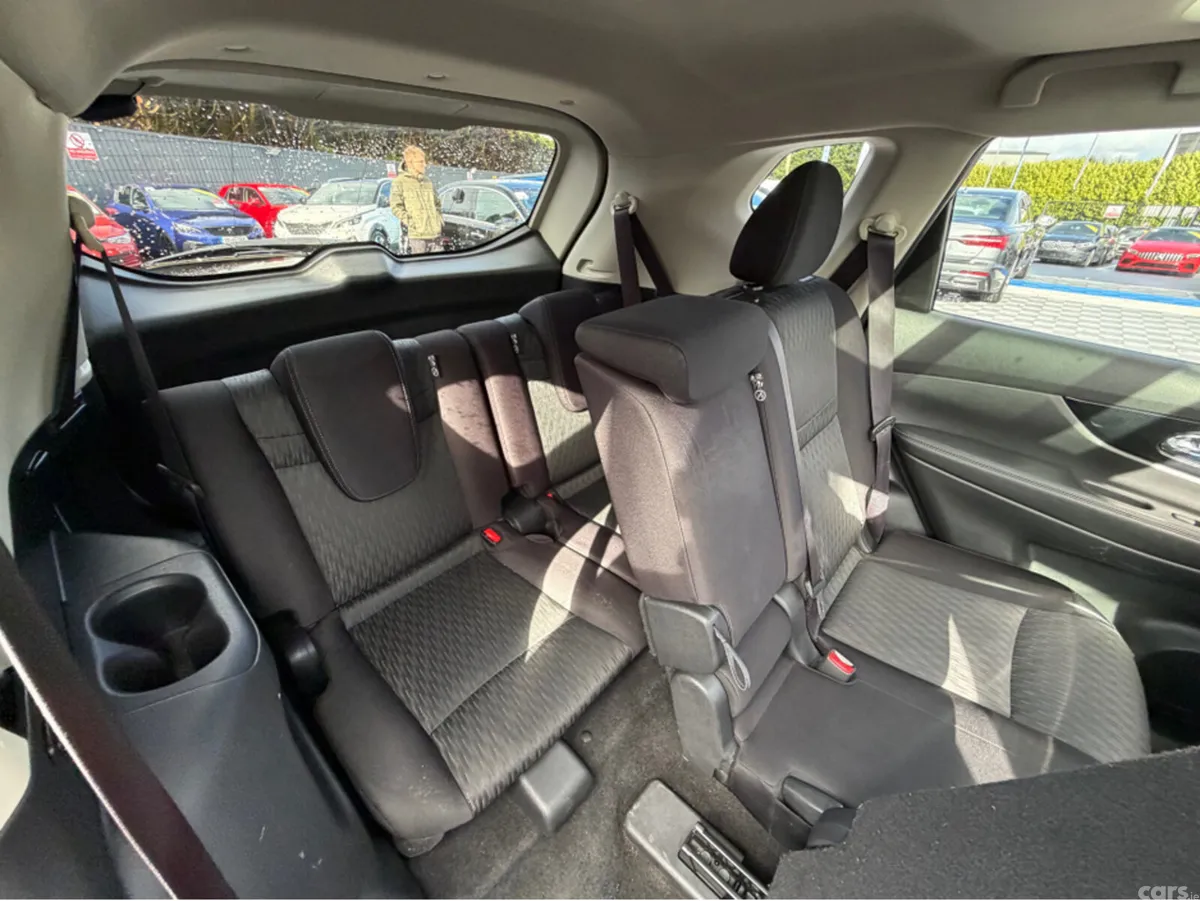 Nissan X-Trail SUV, Diesel, 2020, Red