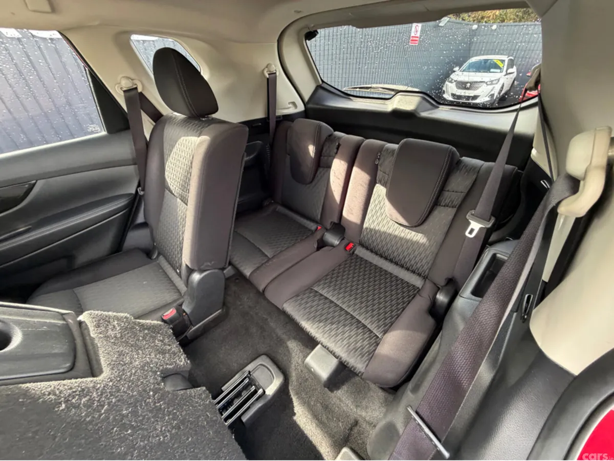 Nissan X-Trail SUV, Diesel, 2020, Red