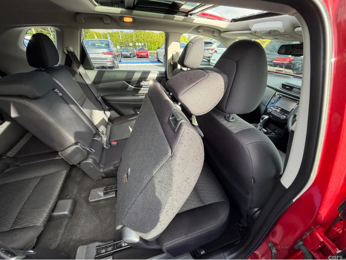 Nissan X-Trail SUV, Diesel, 2020, Red