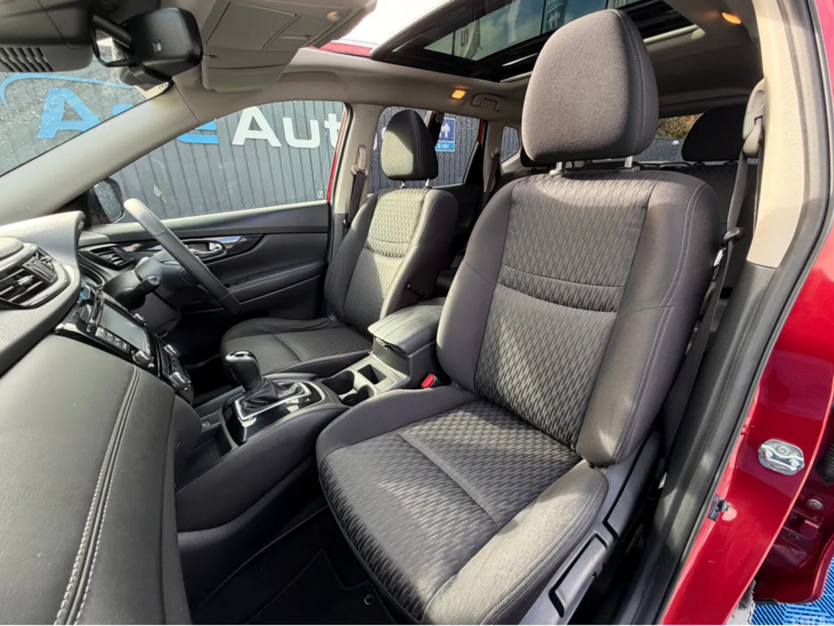 Nissan X-Trail MPV, Diesel, 2020, Red