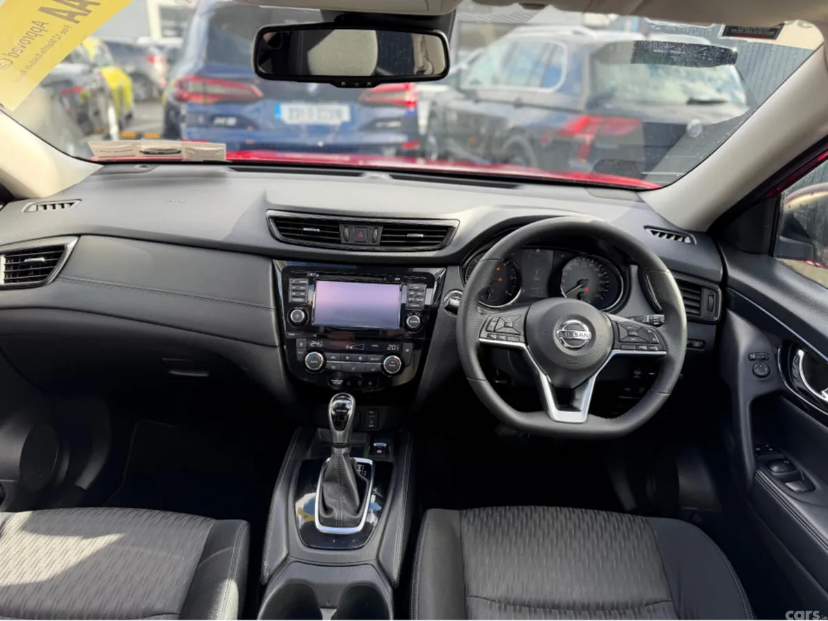 Nissan X-Trail MPV, Diesel, 2020, Red
