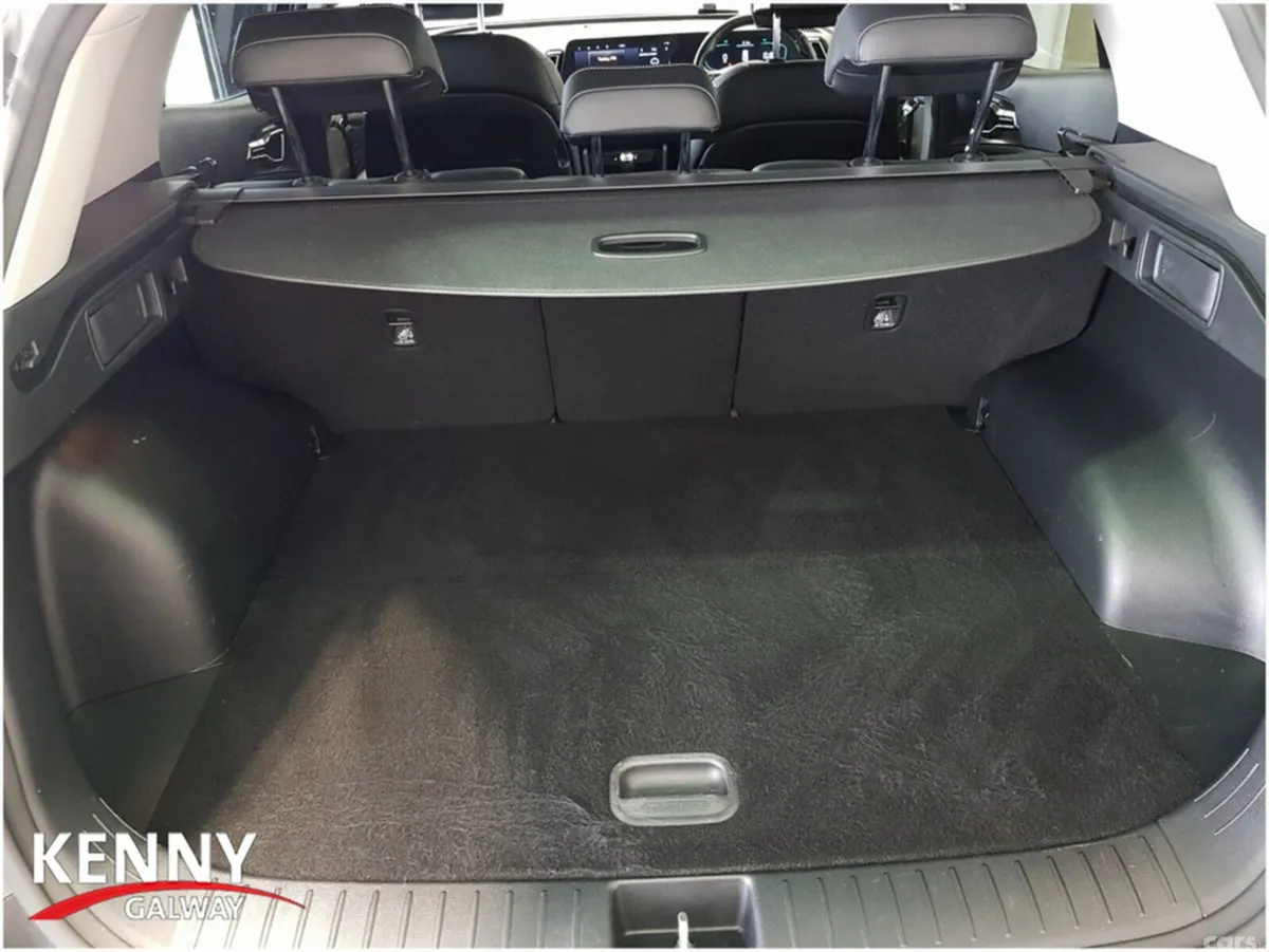 Kia Sportage MPV, Diesel, 2023, Grey