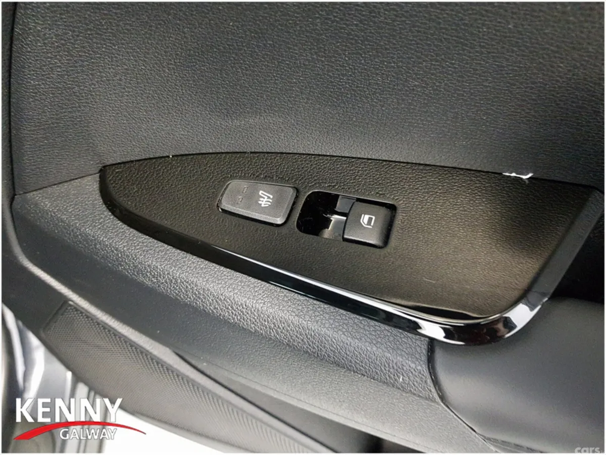 Kia Sportage MPV, Diesel, 2023, Grey