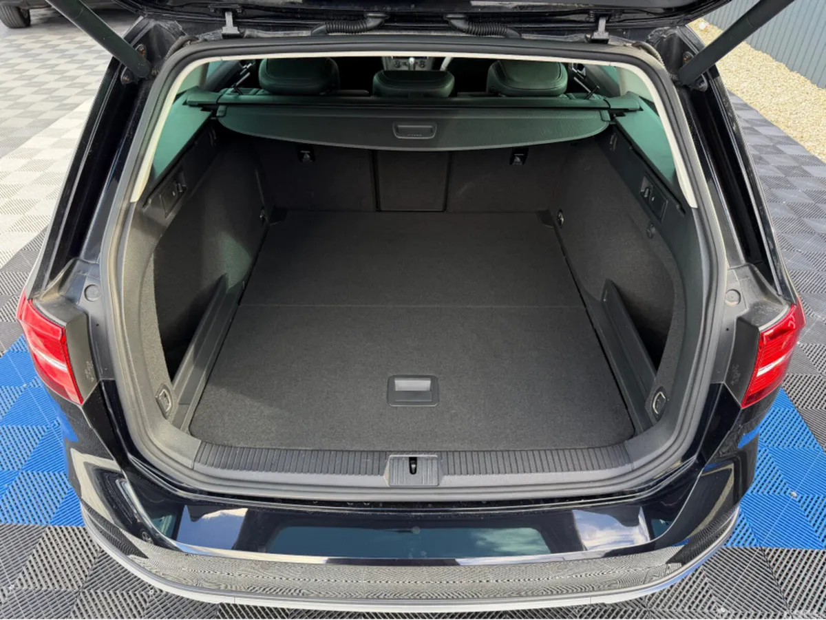 Volkswagen Passat Estate, Diesel, 2019, Black