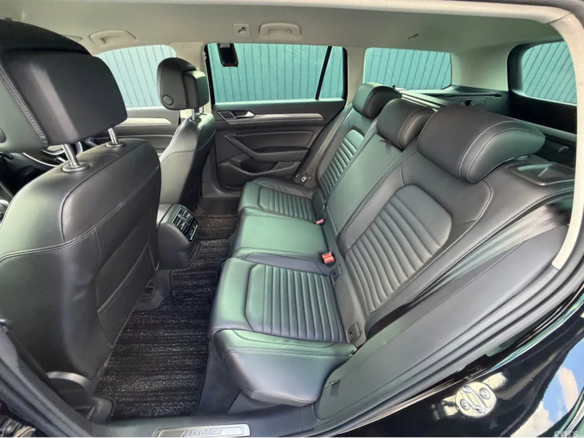 Volkswagen Passat Estate, Diesel, 2019, Black