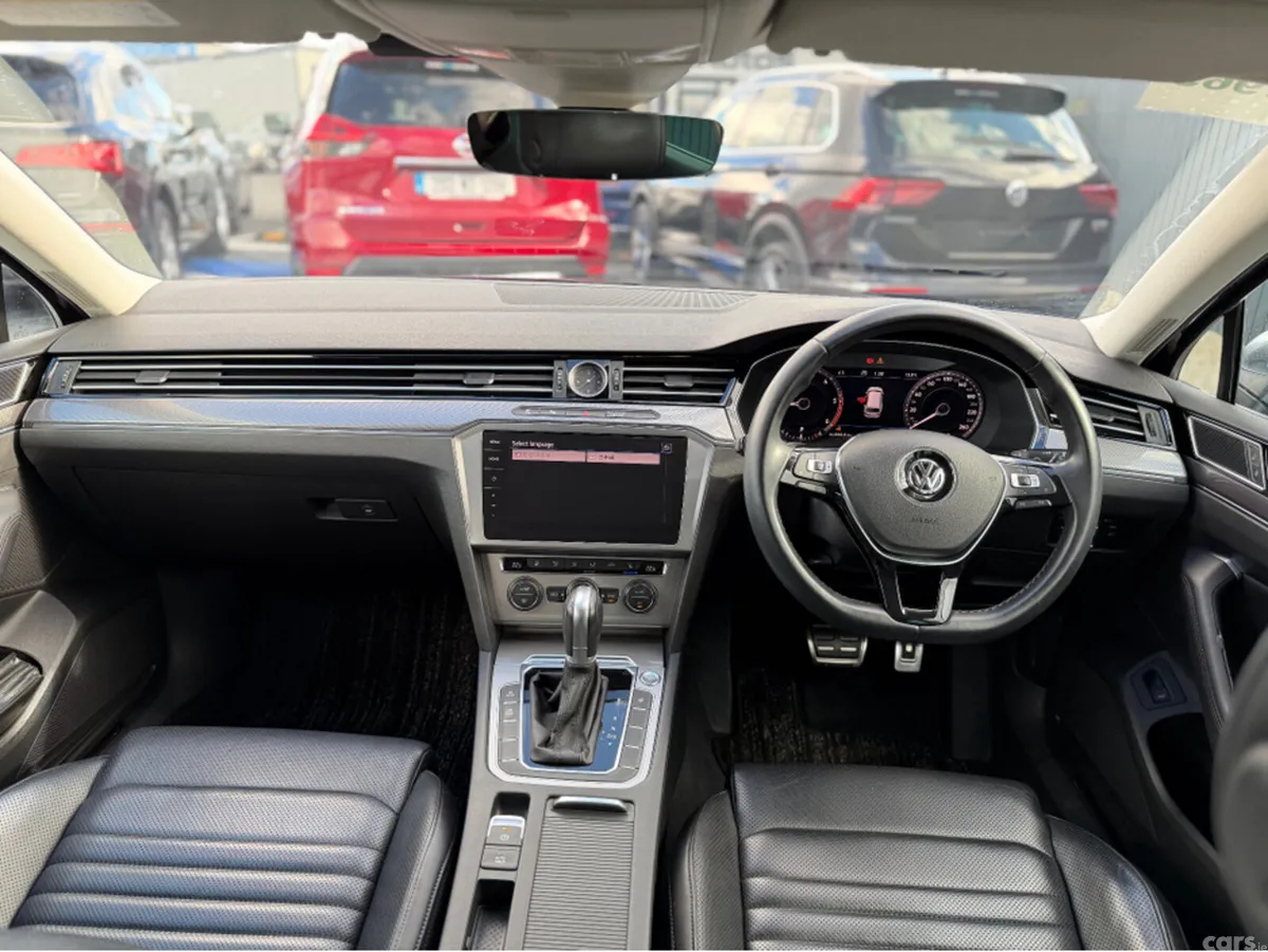 Volkswagen Passat Estate, Diesel, 2019, Black