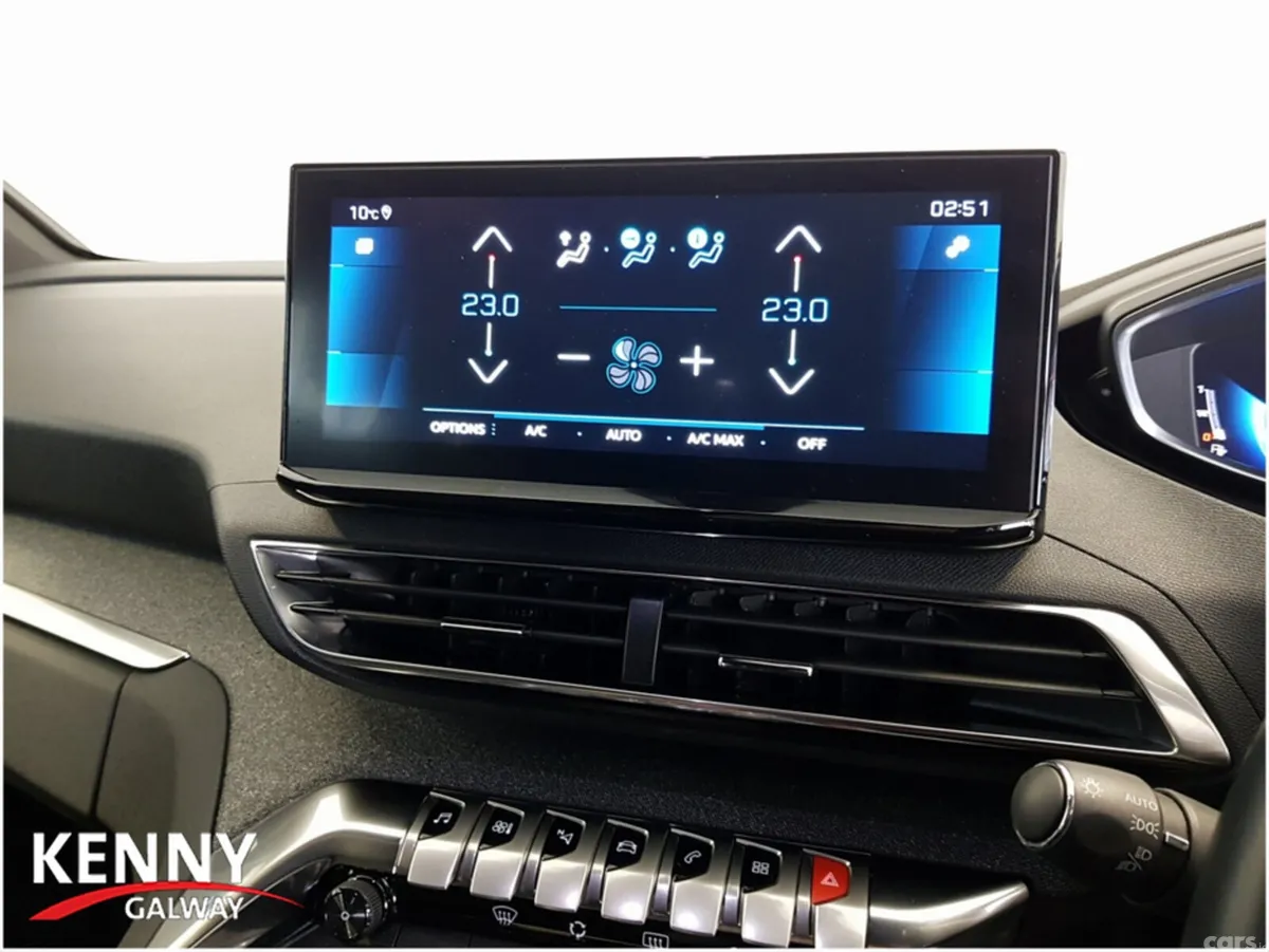 Peugeot 3008 MPV, Diesel, 2023, White