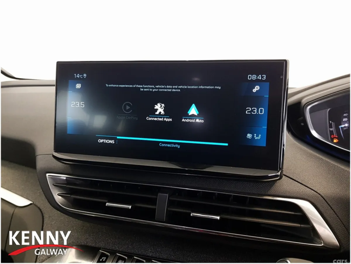 Peugeot 5008 MPV, Diesel, 2022, Blue