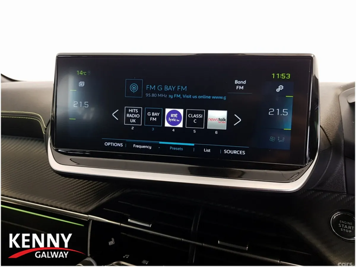 Peugeot 2008 Hatchback, Electric, 2023, Blue