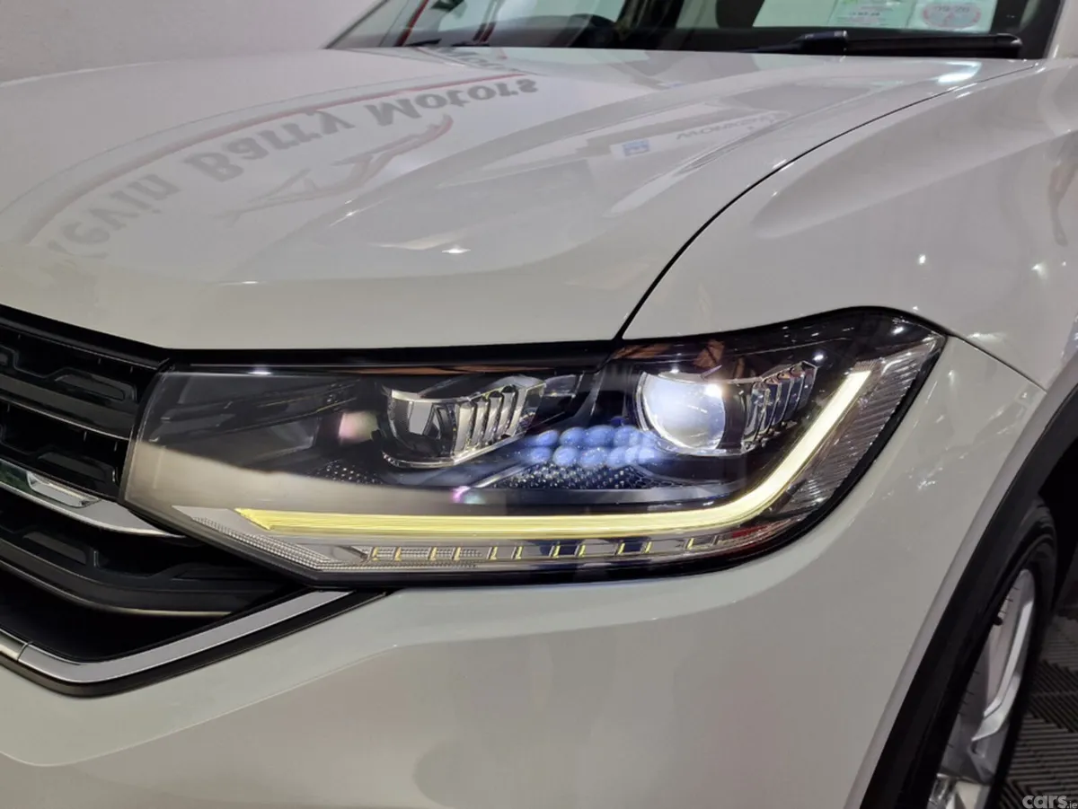 Volkswagen T-Cross SUV, Petrol, 2020, White