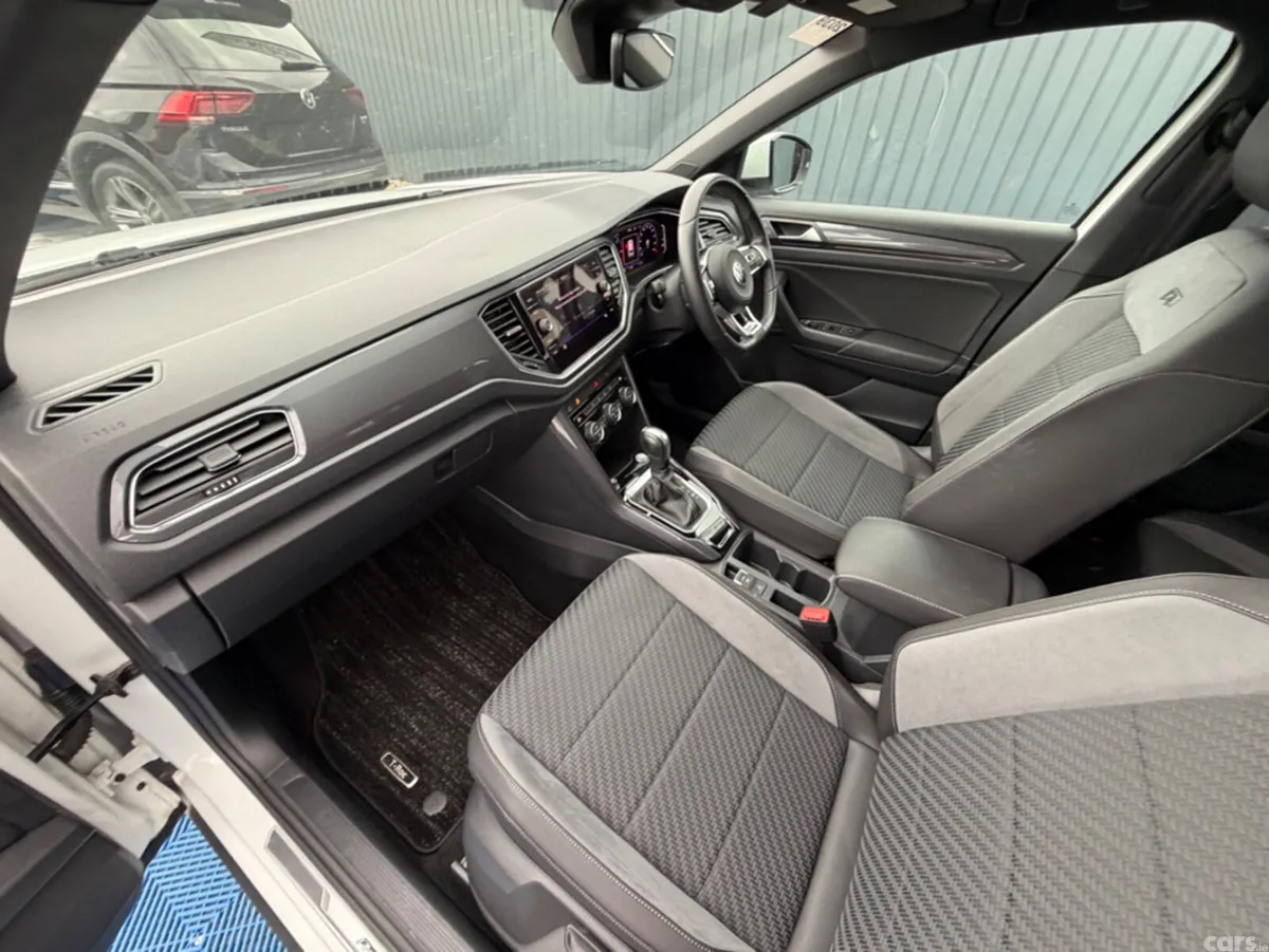 Volkswagen T-Roc SUV, Diesel, 2021, White