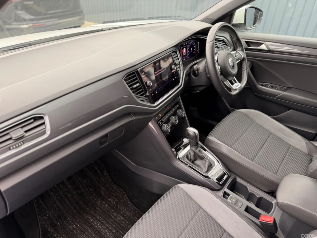 Volkswagen T-Roc SUV, Diesel, 2021, White