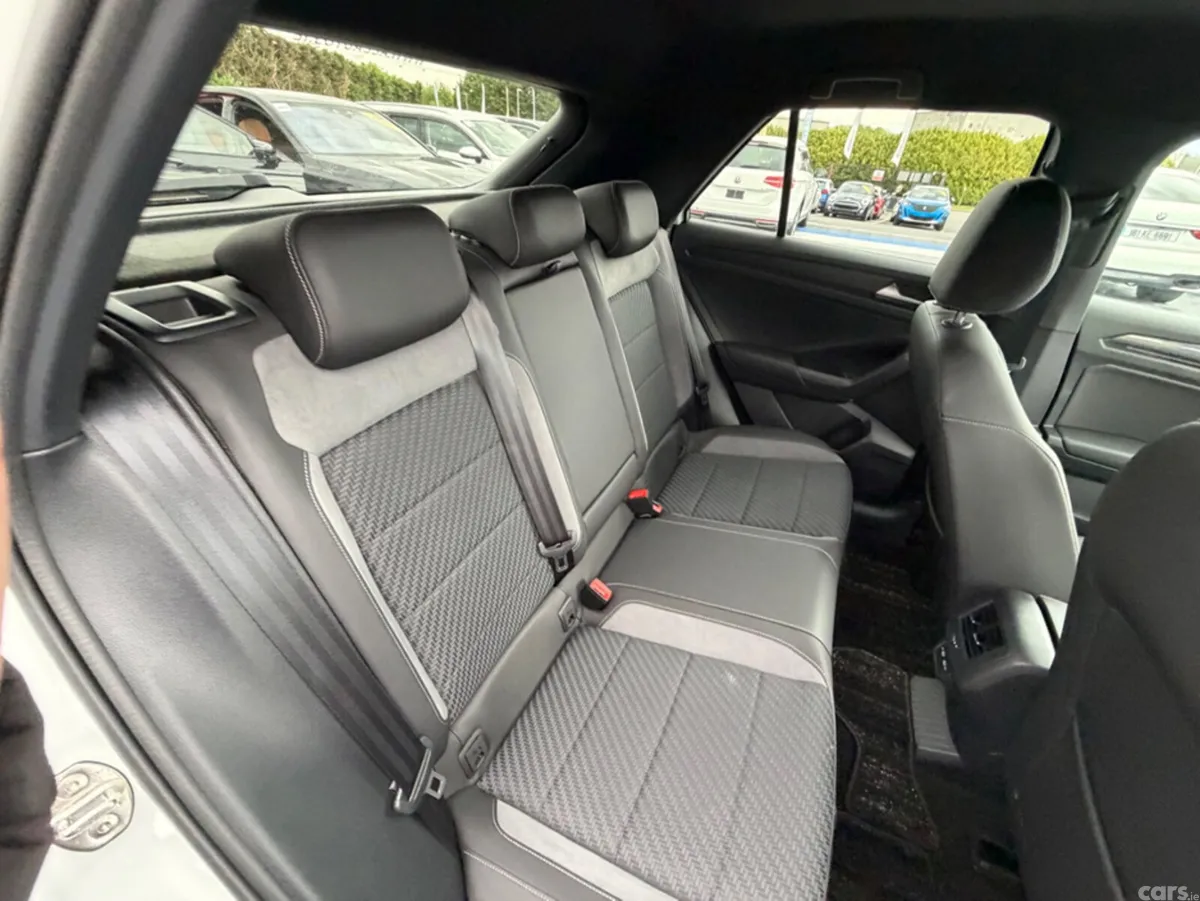 Volkswagen T-Roc SUV, Diesel, 2021, White