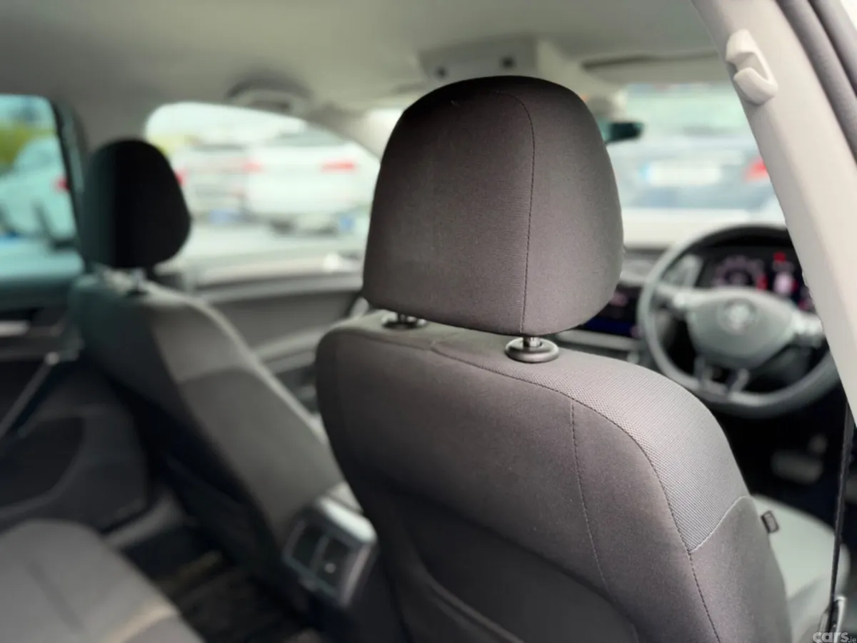 Volkswagen Golf Estate, Petrol, 2019, White