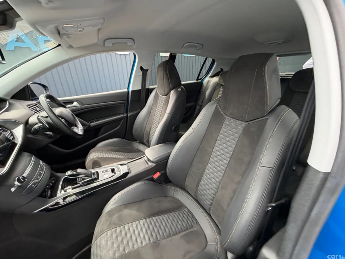 Peugeot 308 Hatchback, Diesel, 2021, Blue