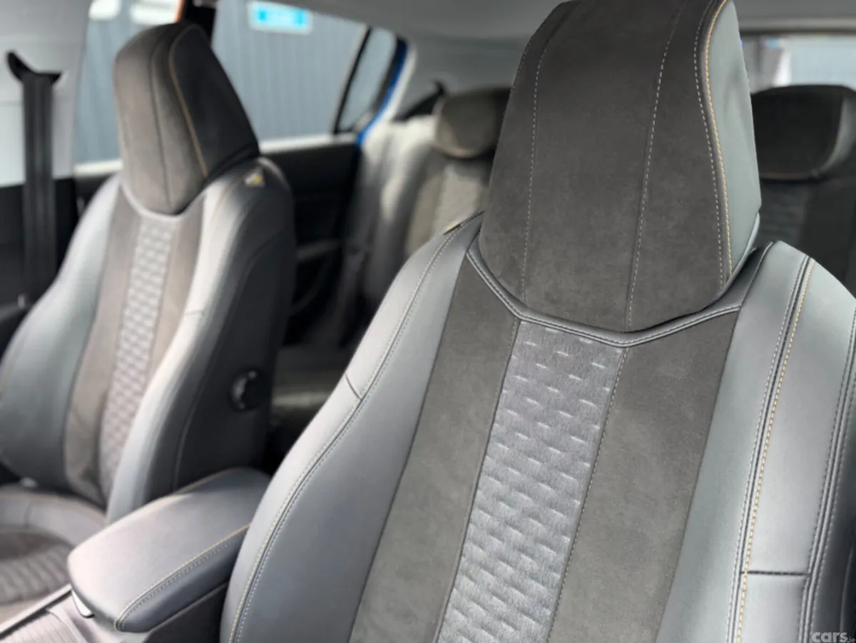 Peugeot 308 Hatchback, Diesel, 2021, Blue