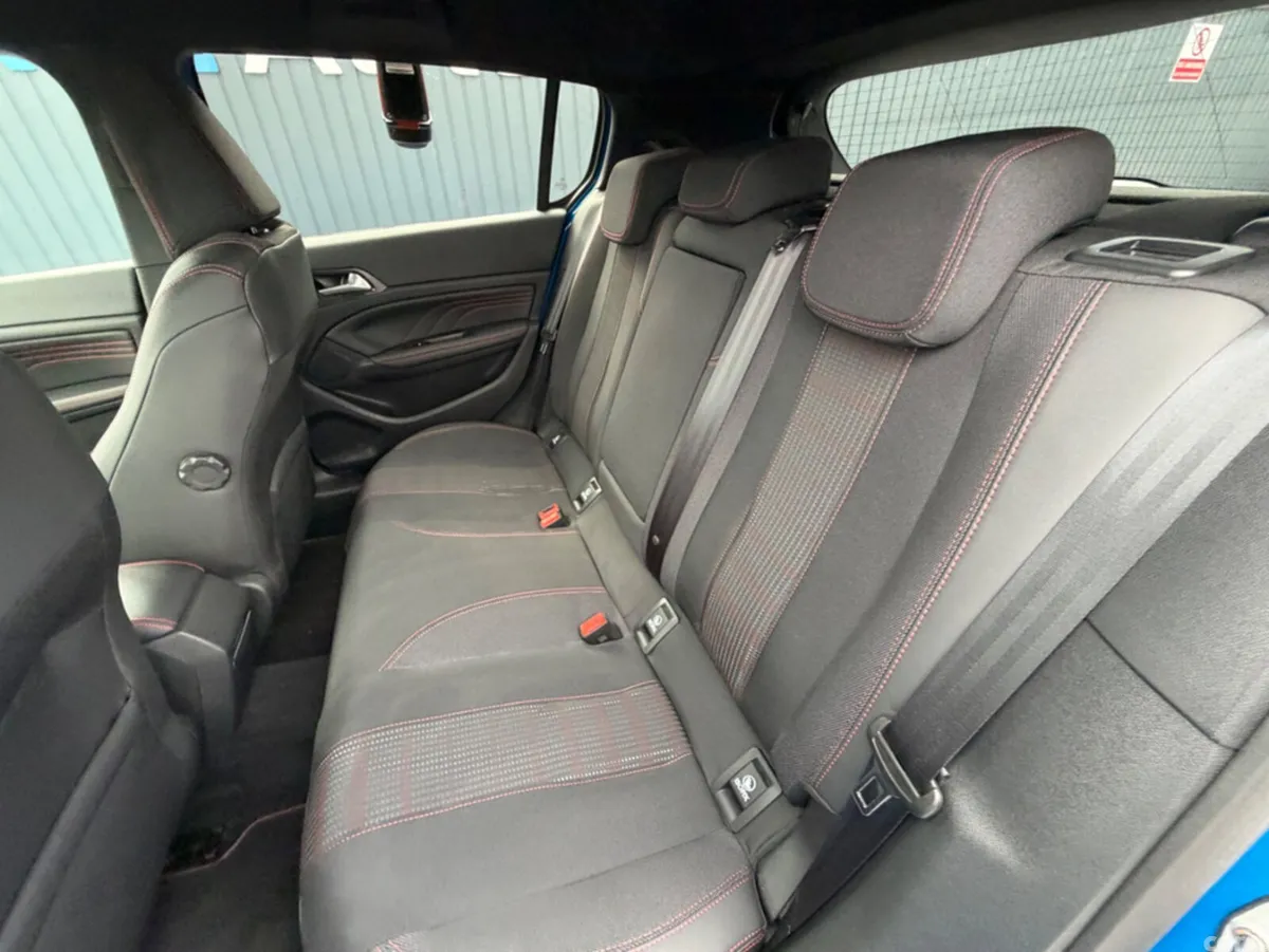 Peugeot 308 Hatchback, Diesel, 2021, Blue