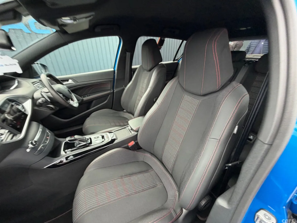 Peugeot 308 Hatchback, Diesel, 2021, Blue
