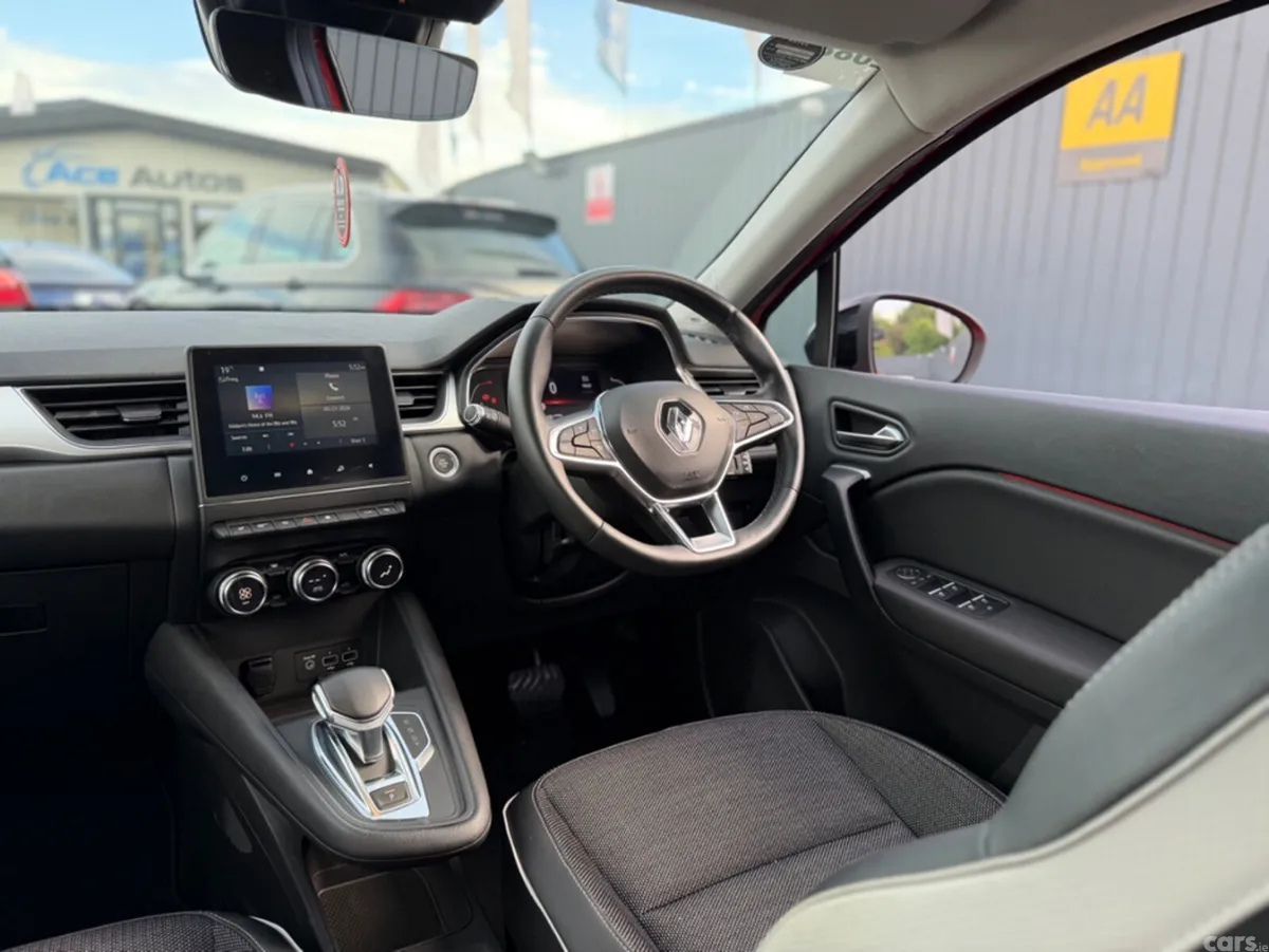 Renault Captur SUV, Petrol, 2021, Red