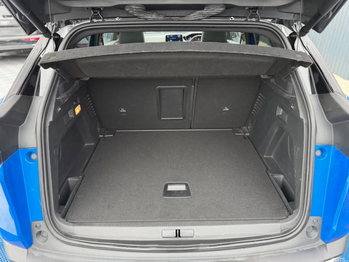 Peugeot 3008 SUV, Diesel, 2021, Blue