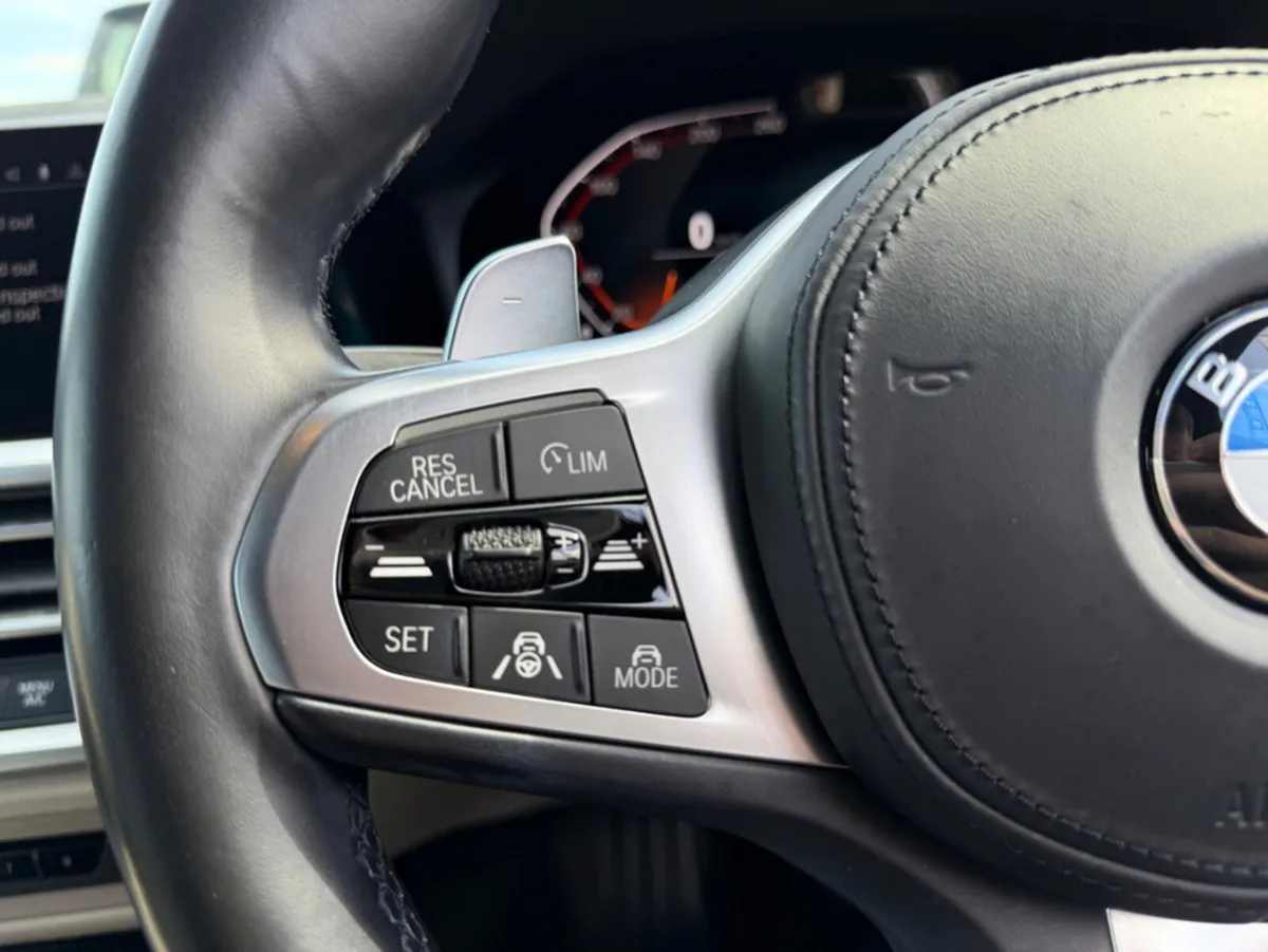 BMW 3-Series Estate, Diesel, 2022, White