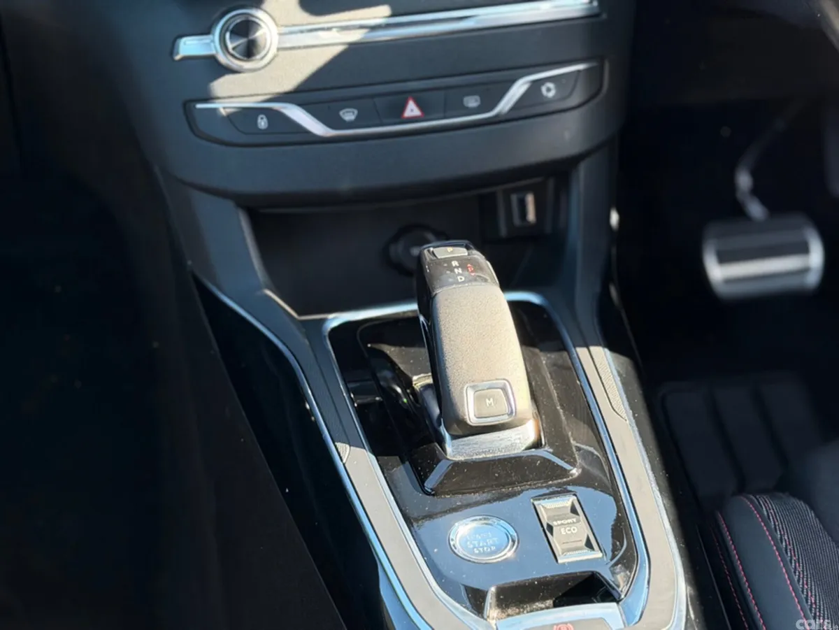 Peugeot 308 Hatchback, Diesel, 2020, Blue