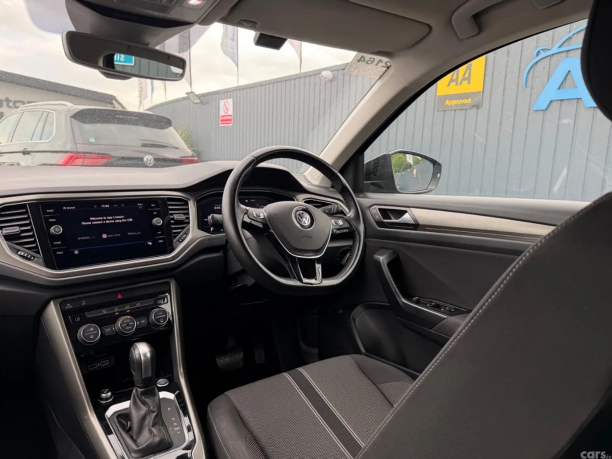 Volkswagen T-Roc SUV, Diesel, 2021, Black