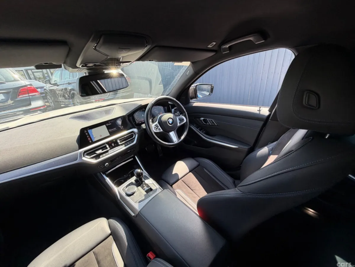 BMW 3-Series Saloon, Diesel, 2021, White