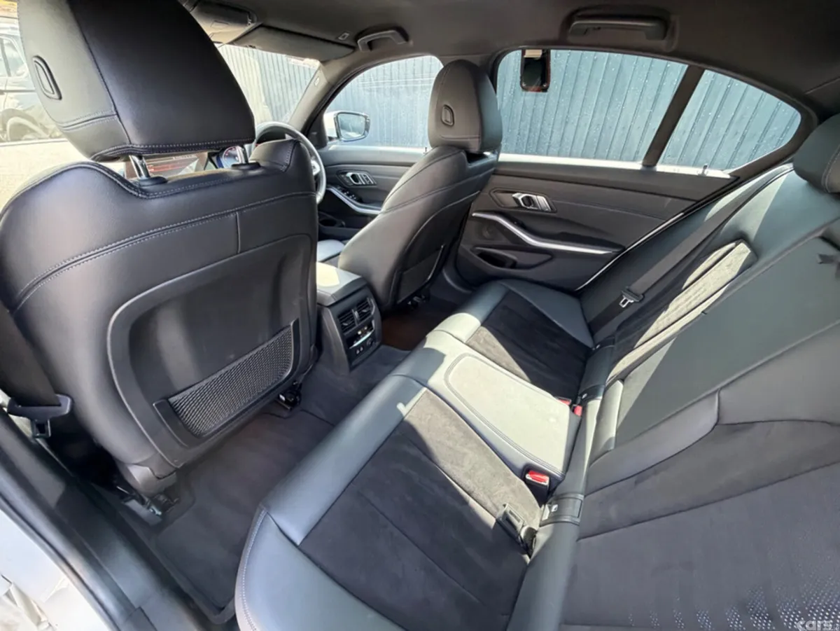 BMW 3-Series Saloon, Diesel, 2019, White