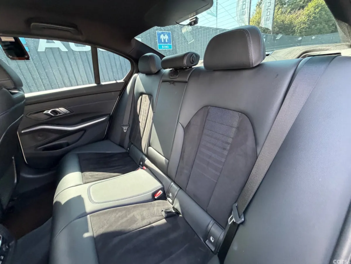 BMW 3-Series Saloon, Diesel, 2019, White
