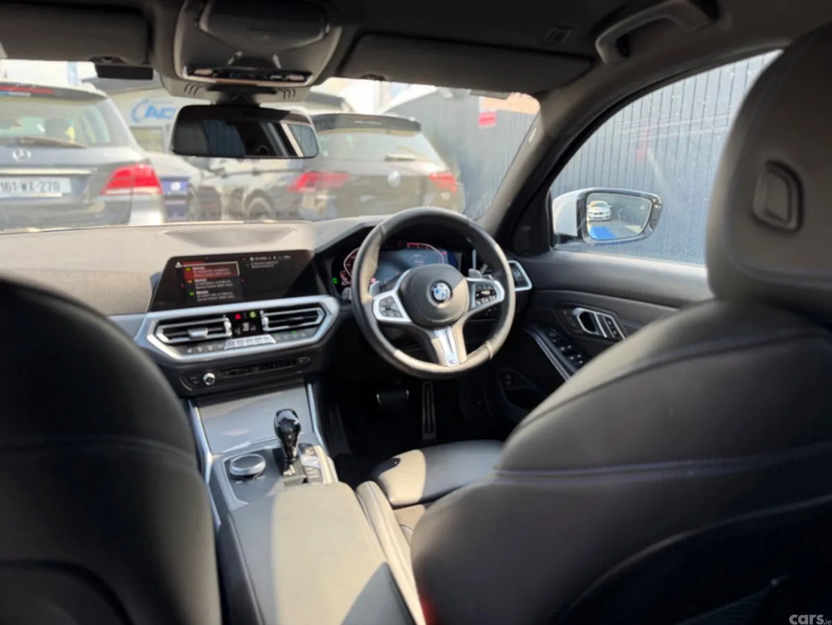 BMW 3-Series Saloon, Diesel, 2019, White