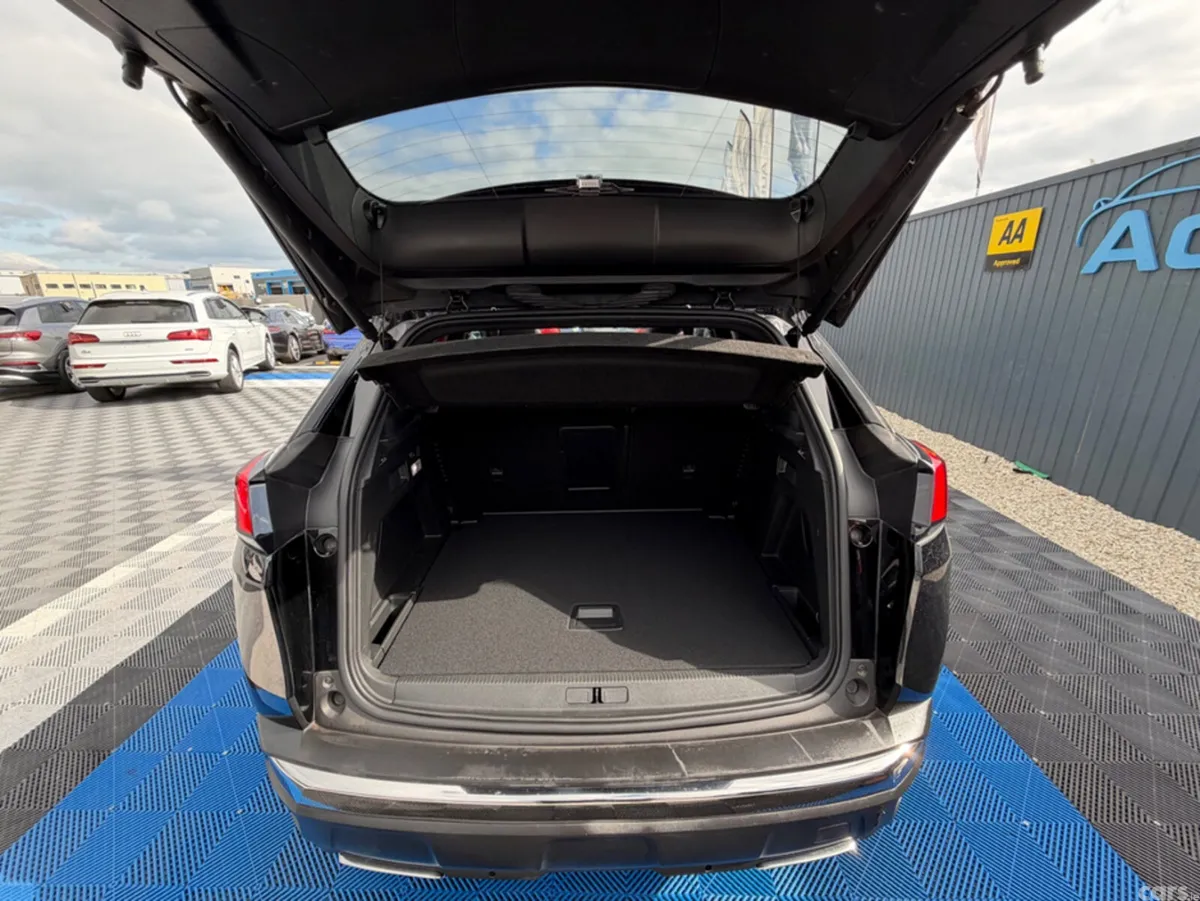 Peugeot 3008 SUV, Diesel, 2019, Black