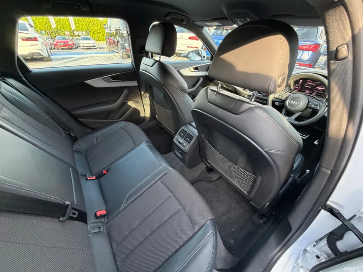 Audi A4 Estate, Petrol, 2019, White