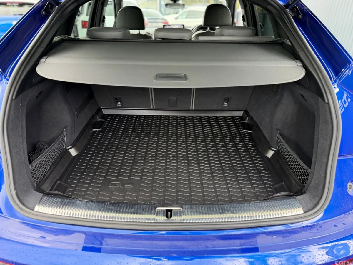 Audi Q5 SUV, Diesel, 2022, Blue