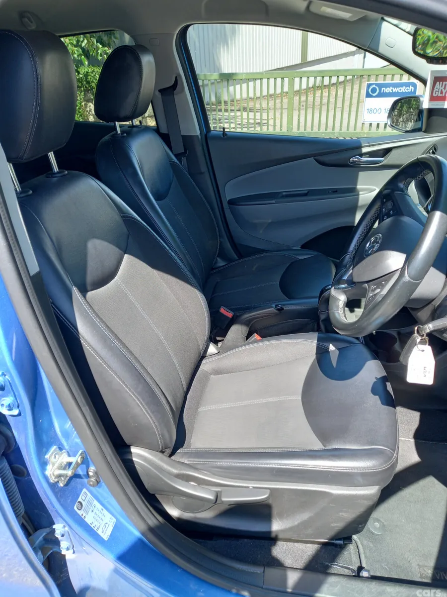 Vauxhall Viva Hatchback, Petrol, 2017, Blue