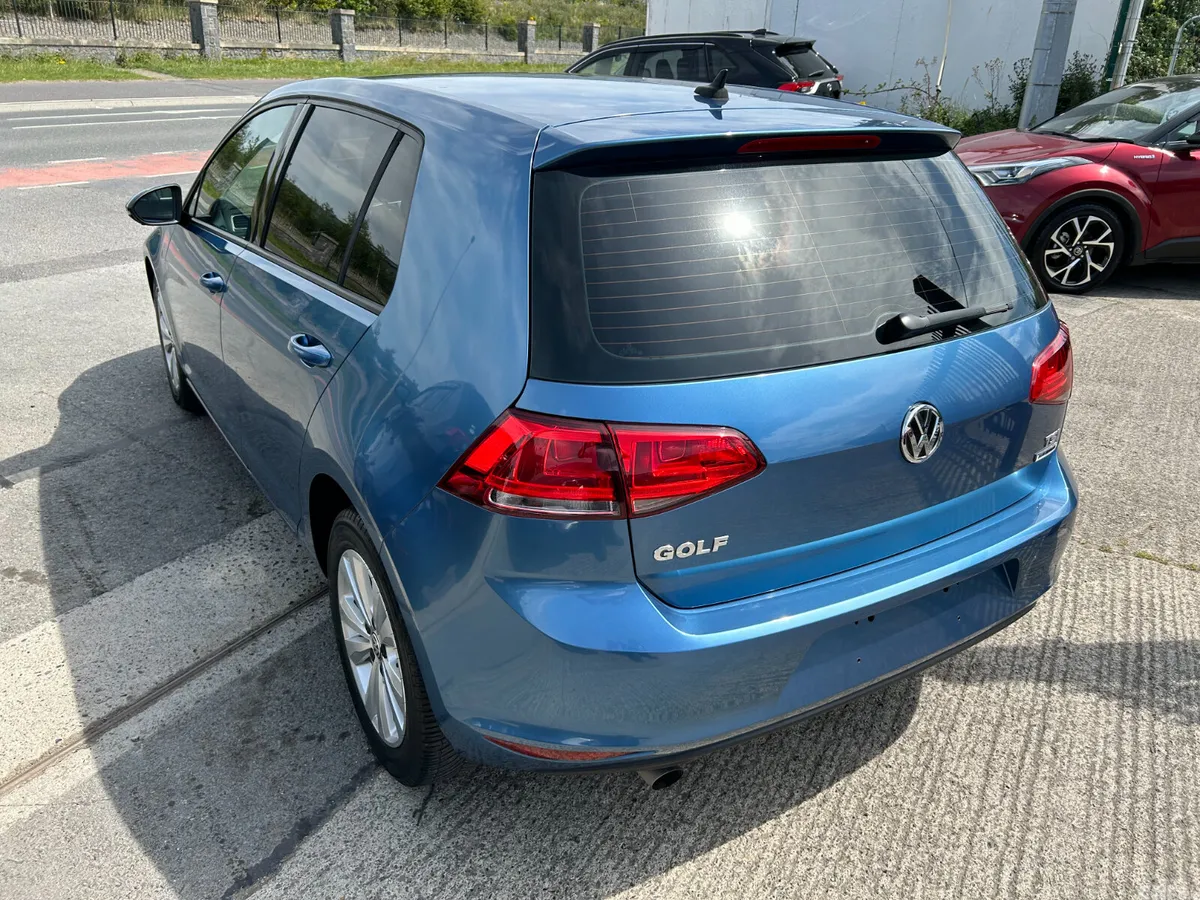 Volkswagen Golf Hatchback, Petrol, 2015, Blue
