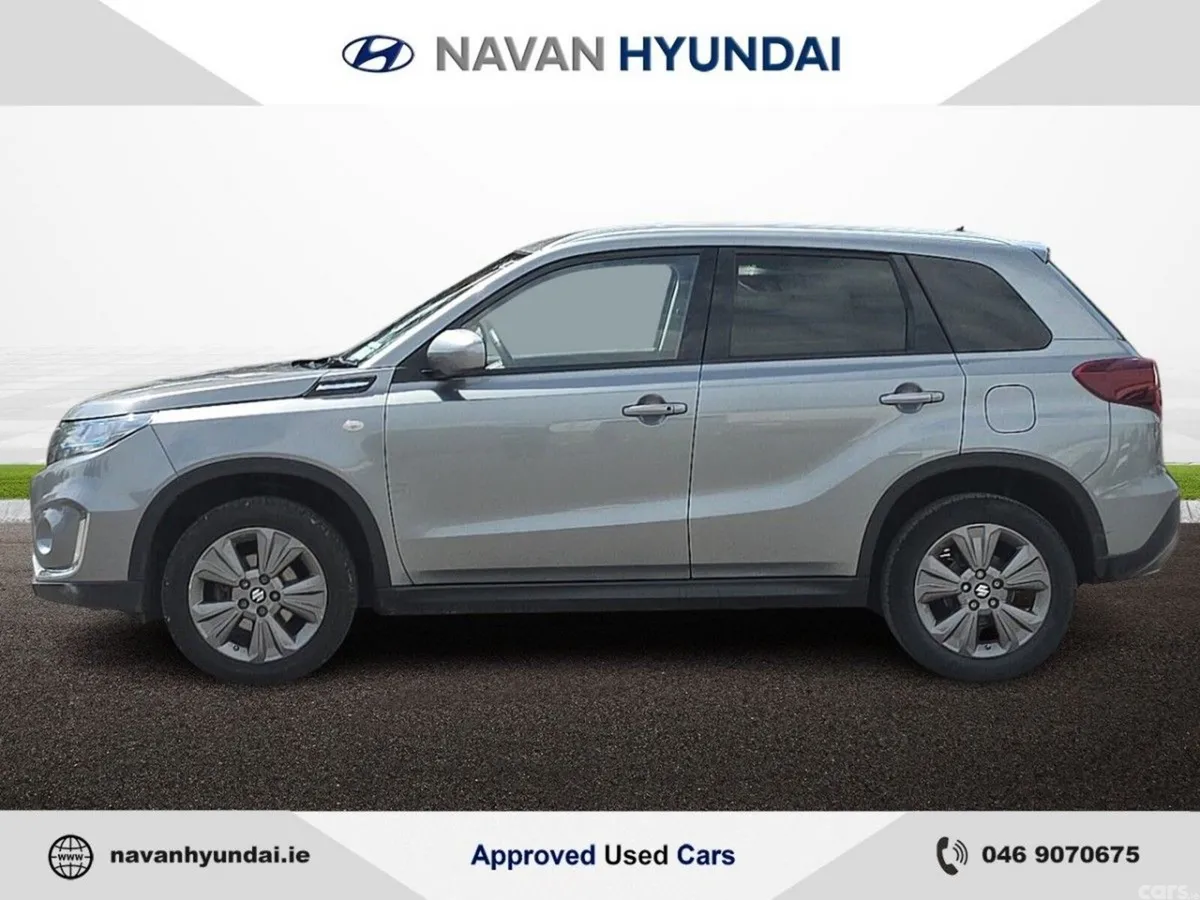 Suzuki Vitara SUV, Petrol Hybrid, 2023, Grey