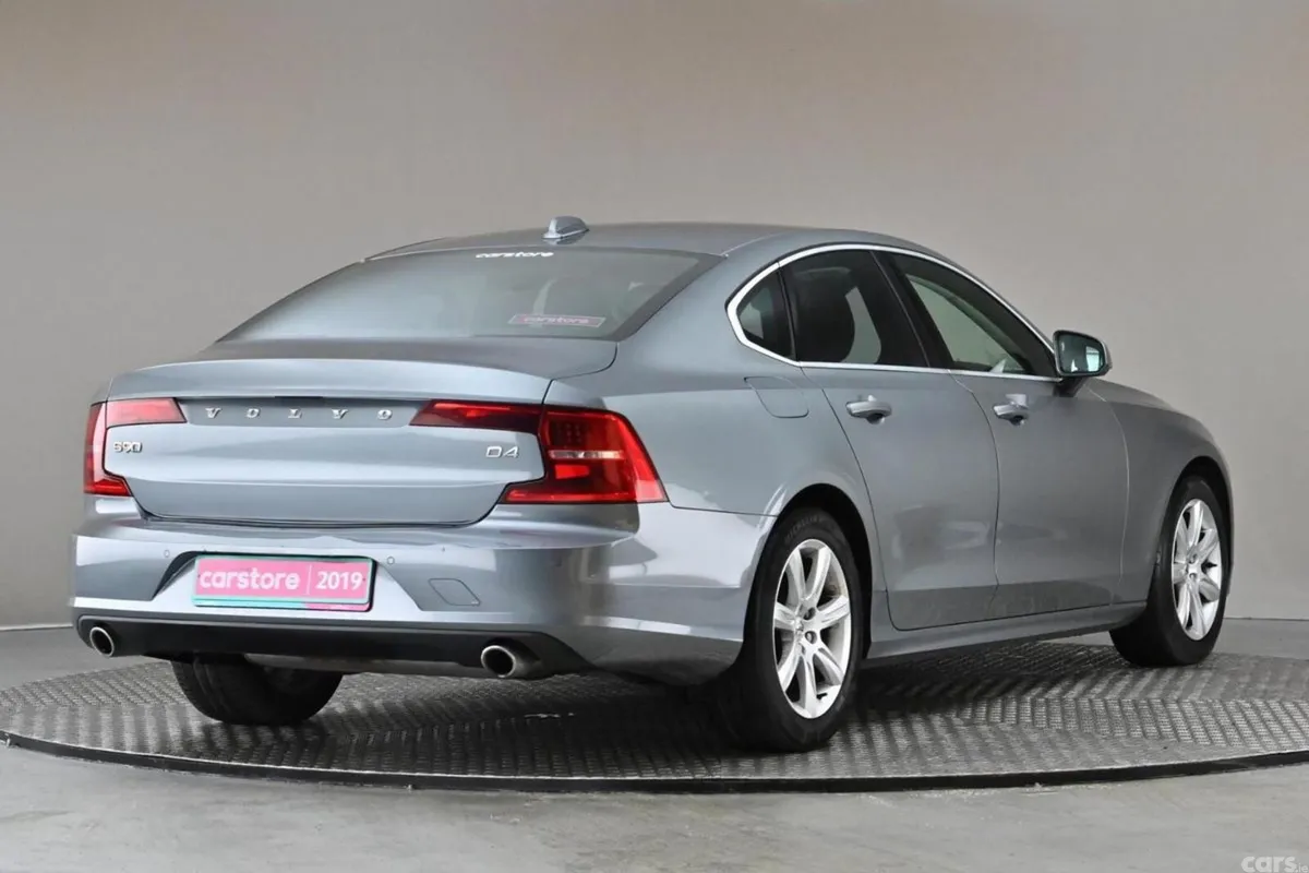 Volvo S90 Saloon, Diesel, 2019, Grey