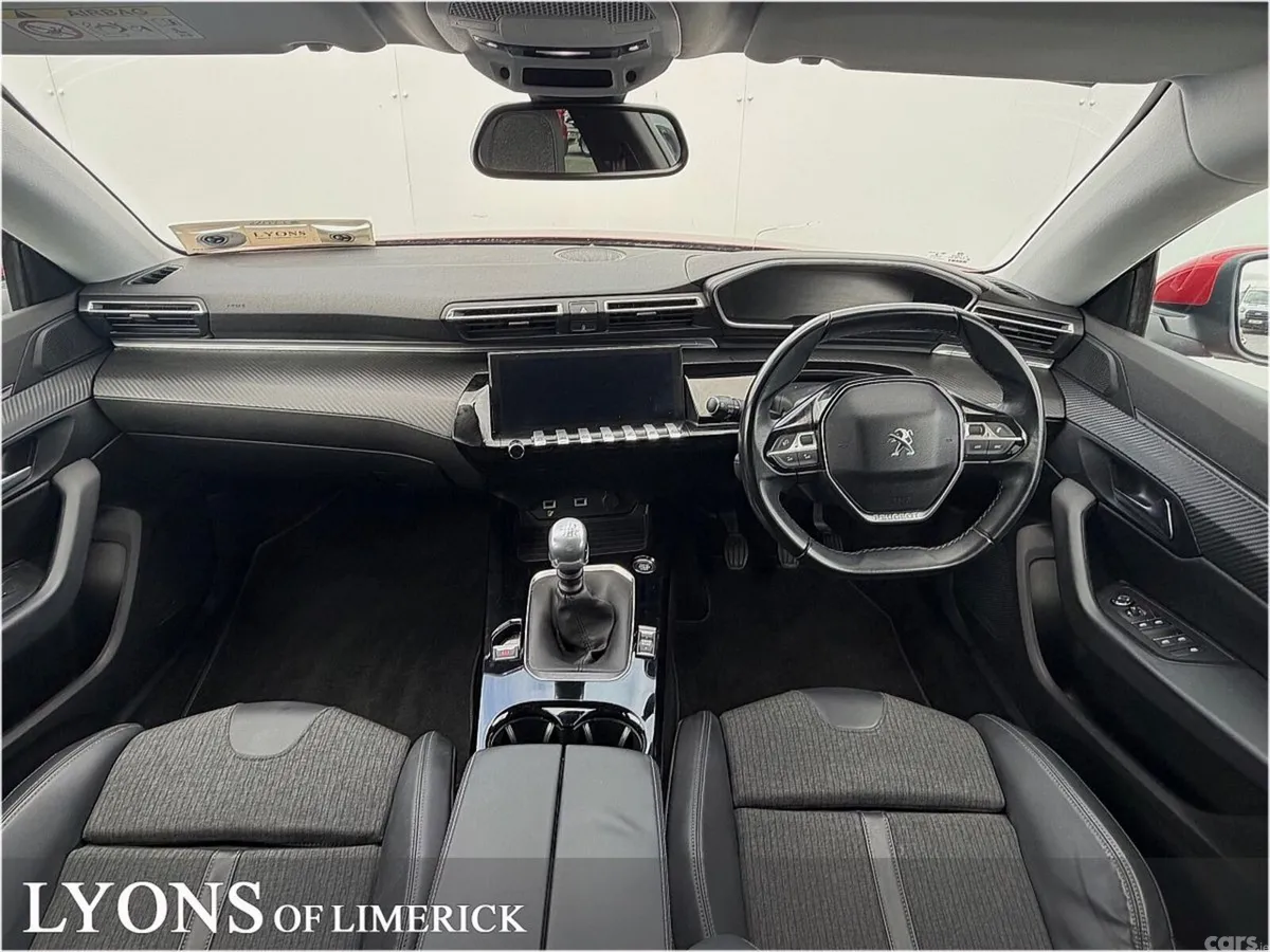 Peugeot 508 Hatchback, Diesel, 2019, Red