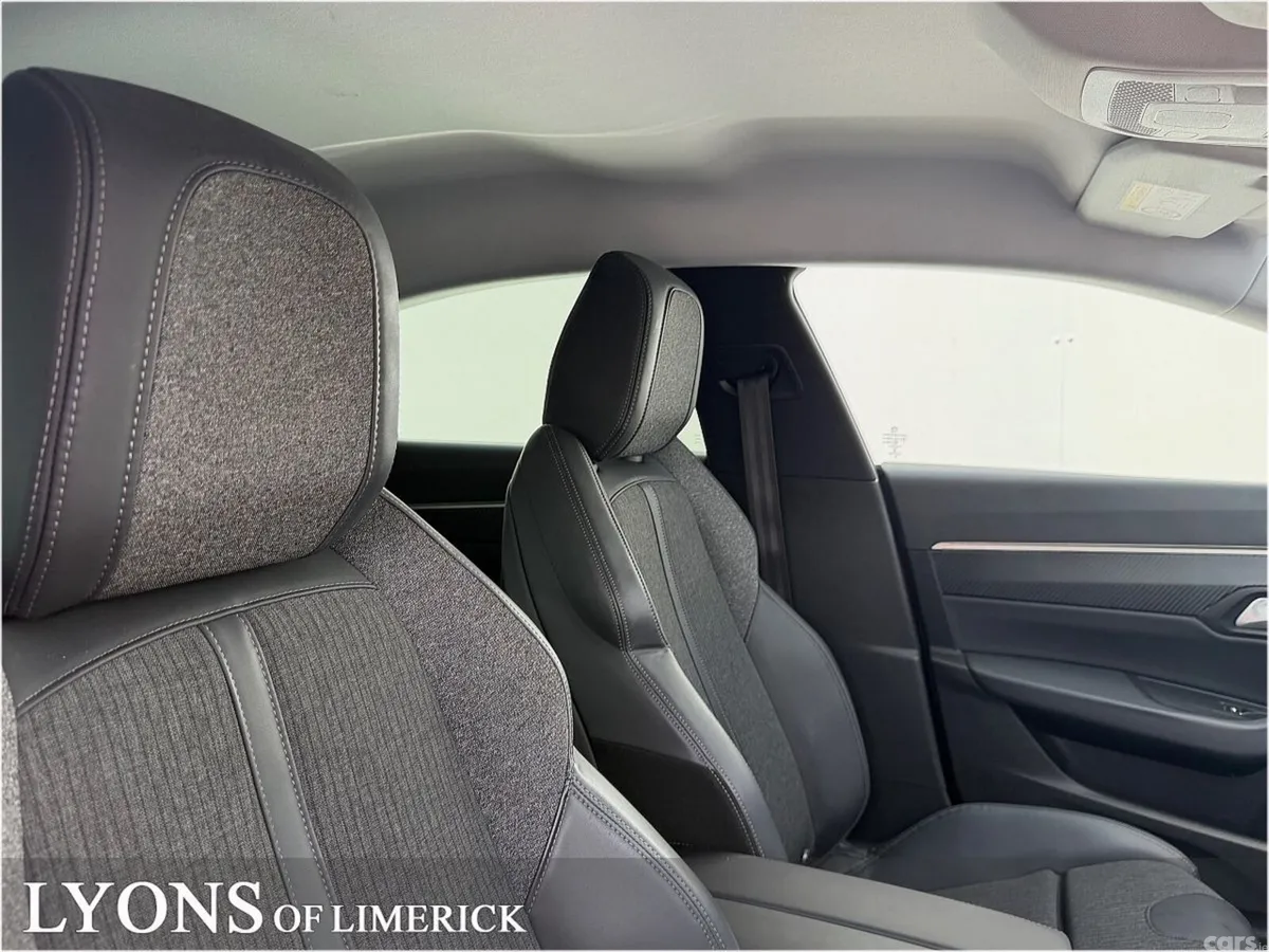 Peugeot 508 Hatchback, Diesel, 2019, Red