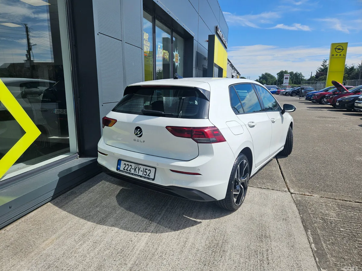 Volkswagen Golf Estate, Diesel, 2022, White