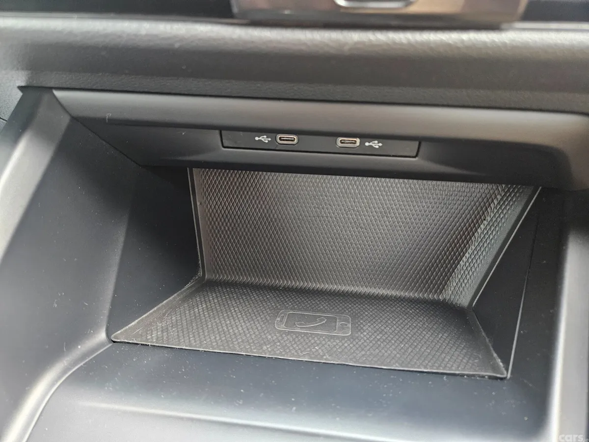 Volkswagen Golf Estate, Diesel, 2022, White