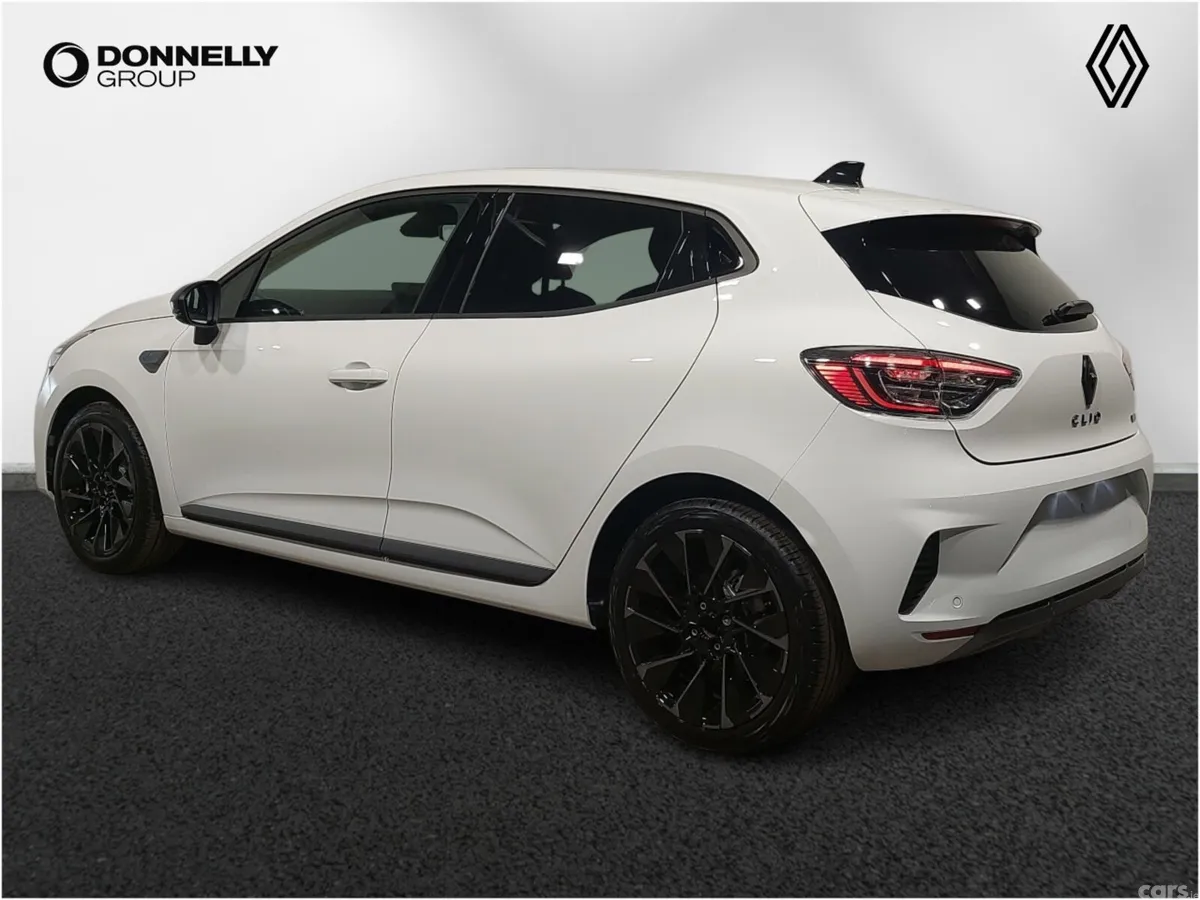 Renault Clio Hatchback, 2026, 