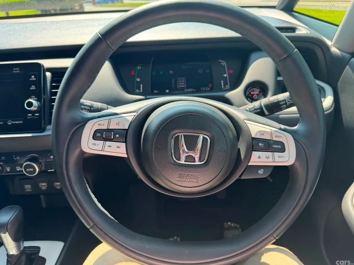 Honda Jazz Hatchback, Petrol Hybrid, 2025, White