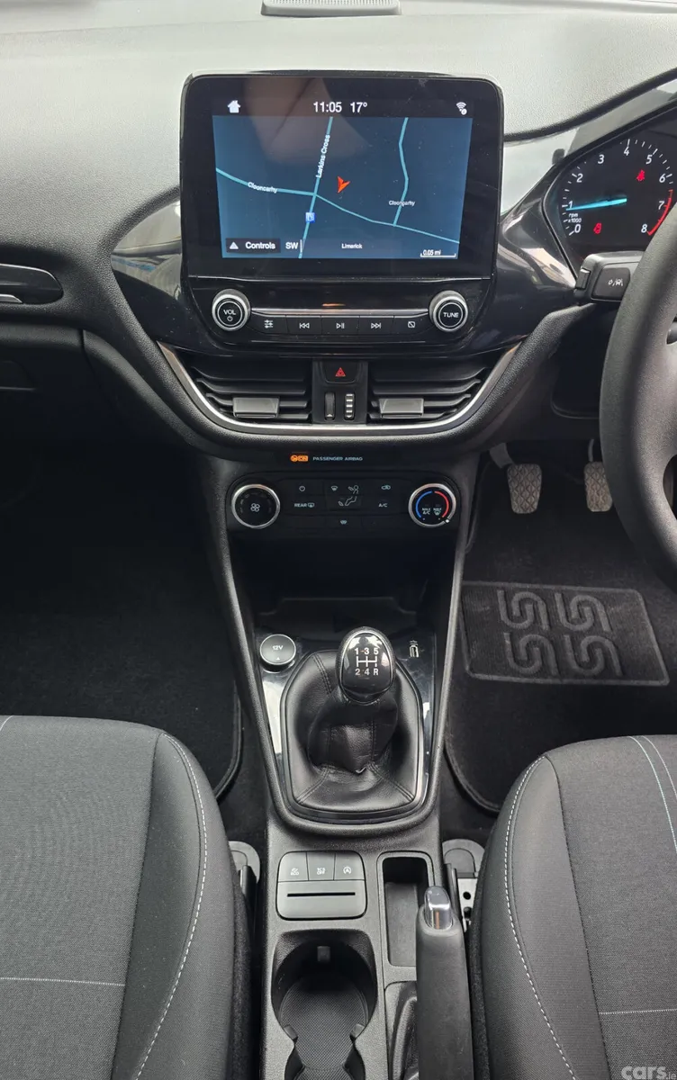 Ford Fiesta Hatchback, Petrol, 2019, Silver
