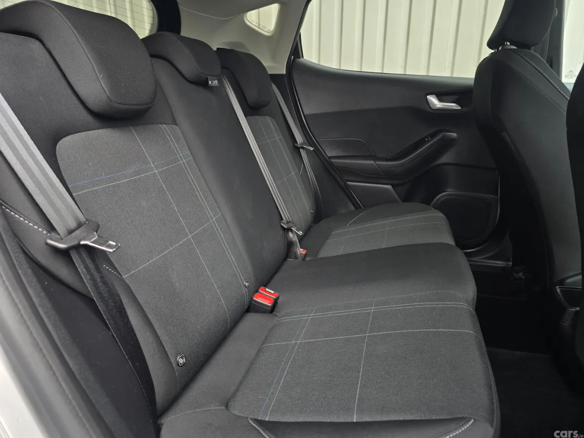 Ford Fiesta Hatchback, Petrol, 2019, Silver