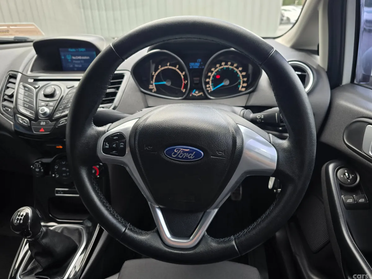 Ford Fiesta Hatchback, Petrol, 2014, White